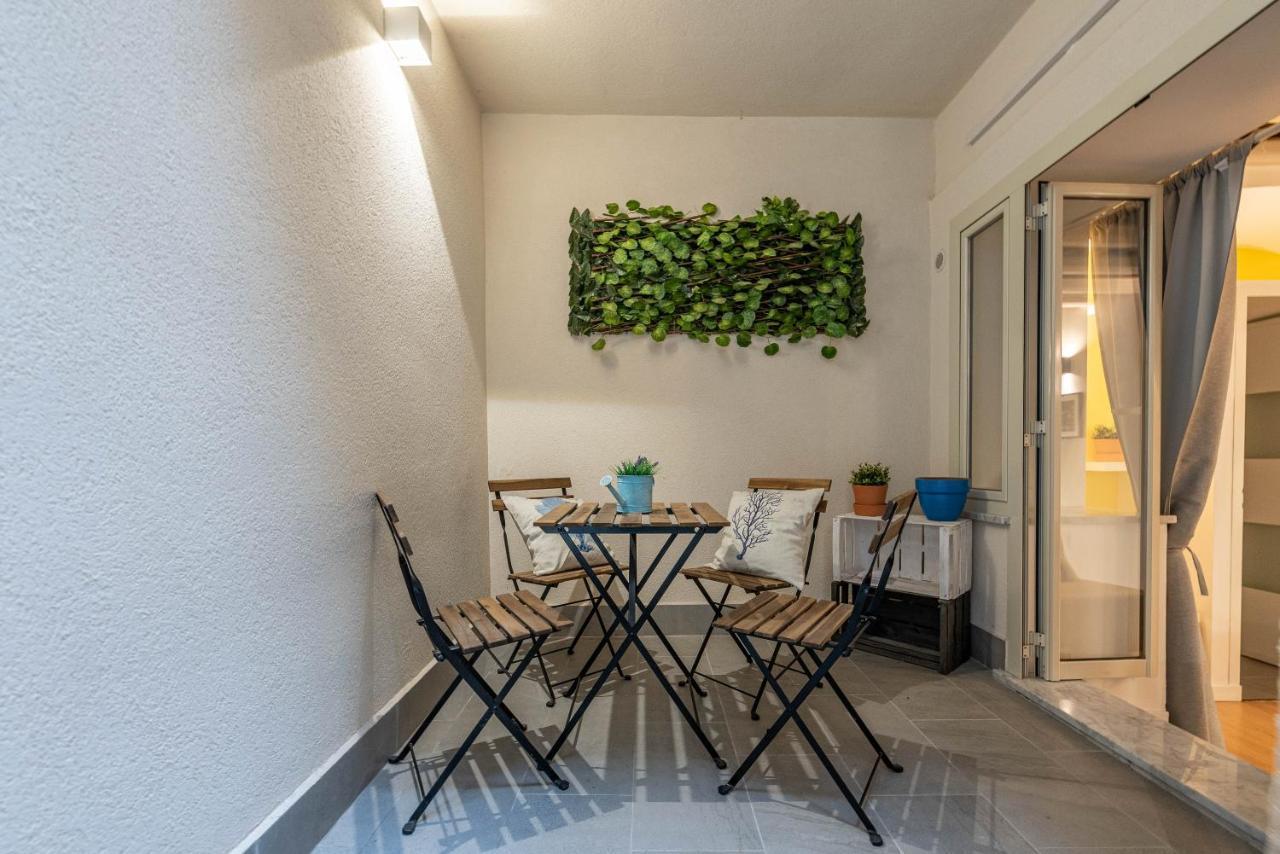 Casa Abbanniata A Ballaro' Palermo Buitenkant foto